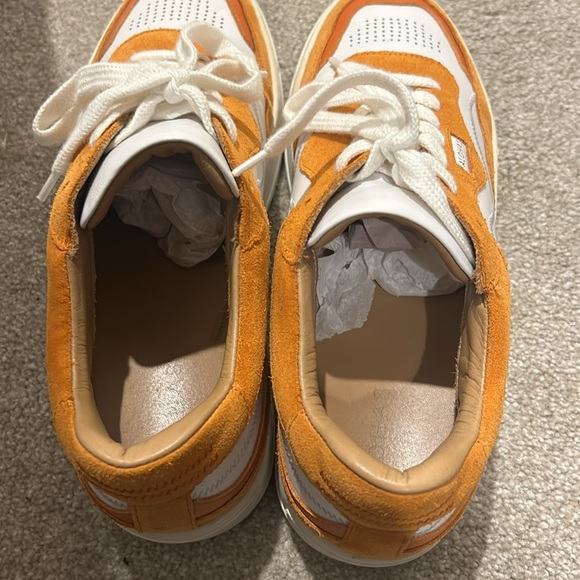 Alohas Low-Top Sneakers - Picture 14 of 15